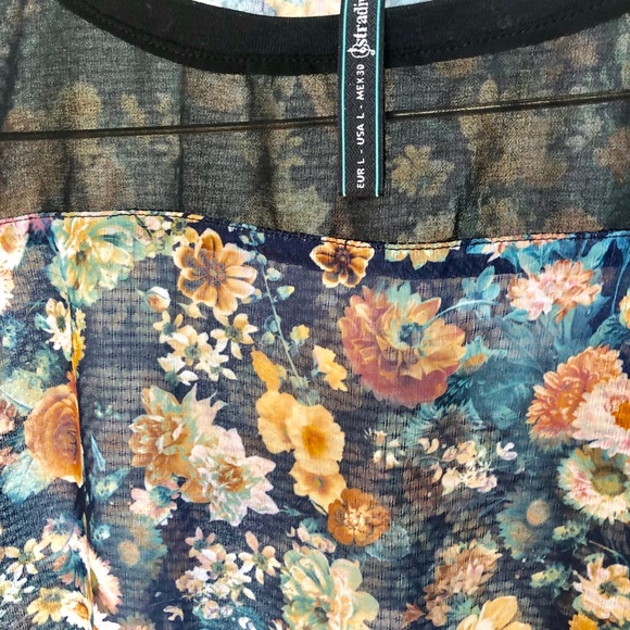 Stradivarius Vintage Floral Blouse - Picture 4 of 4